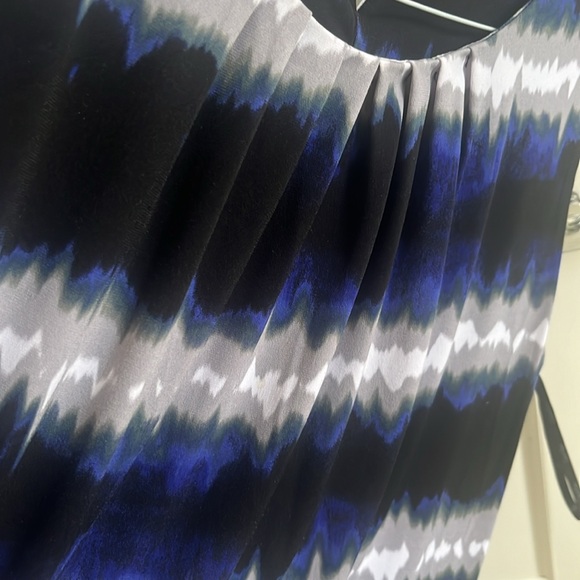 Ladies Calvin Klein top - Picture 3 of 3